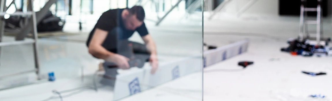 Emergency Commercial Glass Repair in Country Club, FL