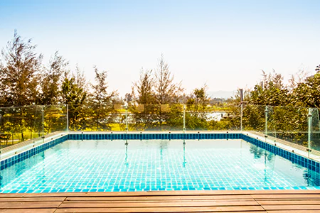 Cost of Glass Pool Fence Repair in Country Club, FL