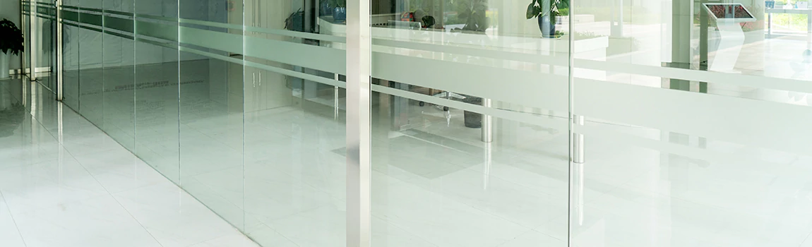 Local Glass Repair in Country Club, FL